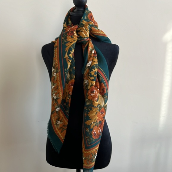 Unknown Designer - Made in Italy Lana-Wool Scarf - Picture 2 of 7